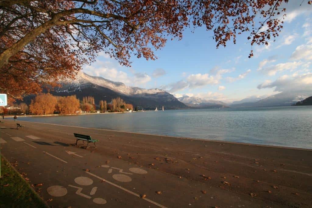 annecy lake 1173405 1280