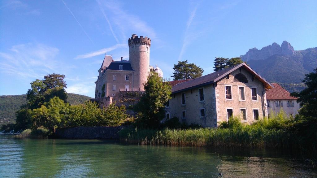 Duingt has a beautiful castle perched on the shores of Lake Annecy