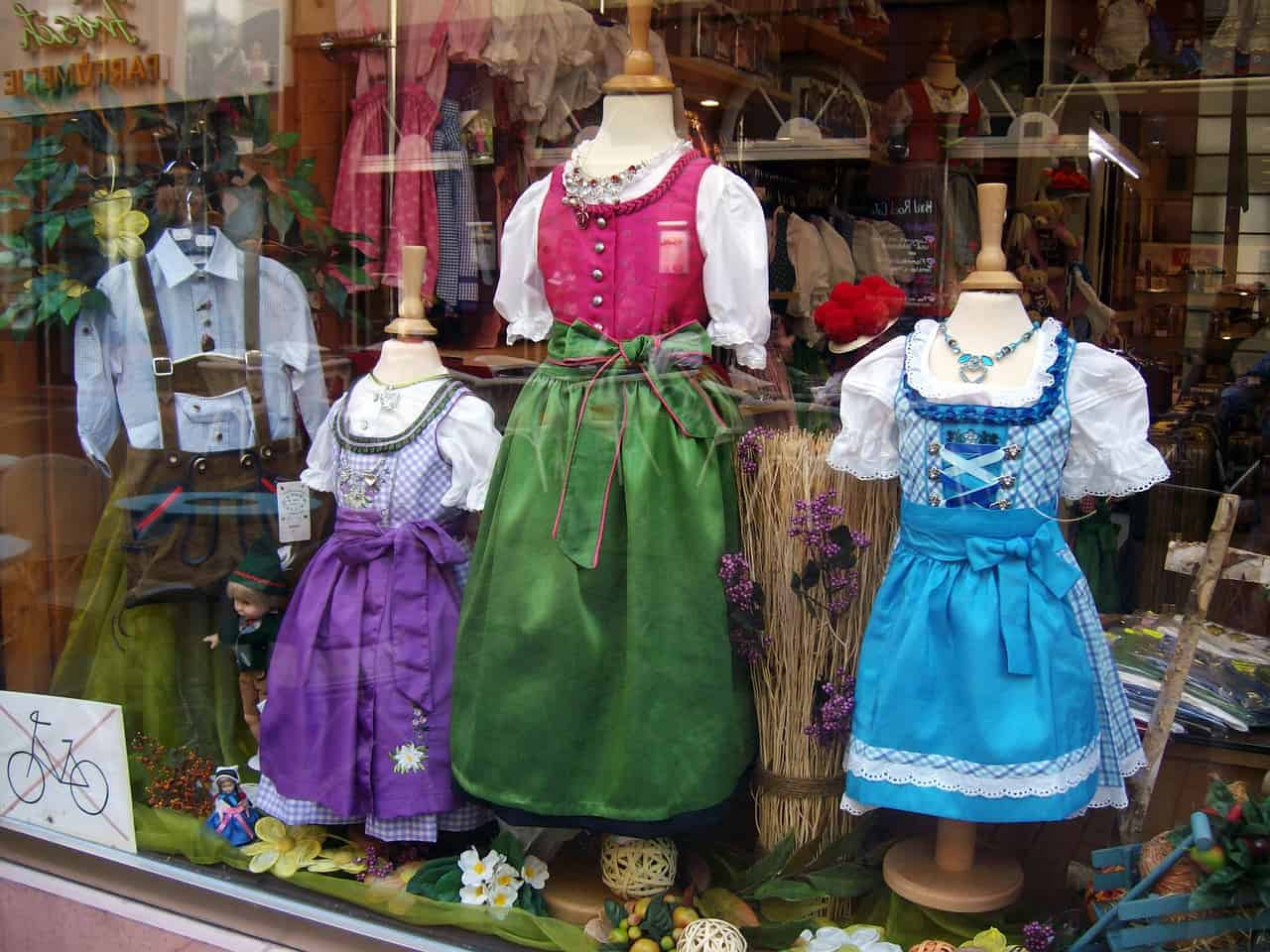45+ Authentic Souvenirs from Germany to Buy in 2024 – Emily Embarks