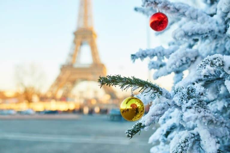 Merry Christmas in French 19 Ways (& Happy New Year!)