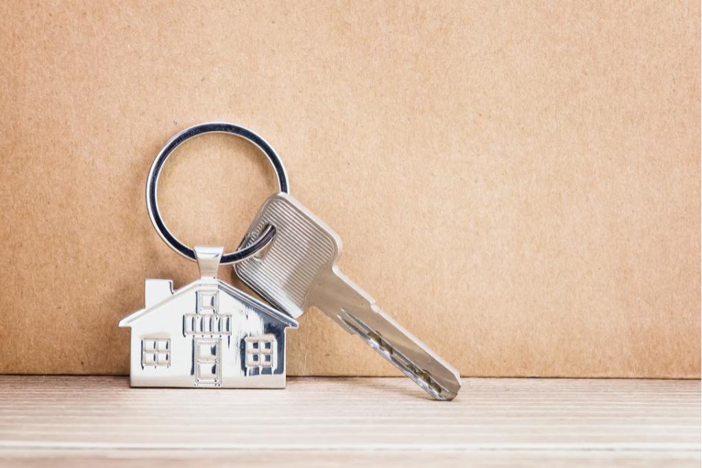 House and key keychain