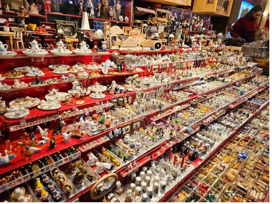 Large display of glass China pieces