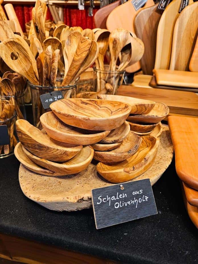 Wooden bowls and spoons
